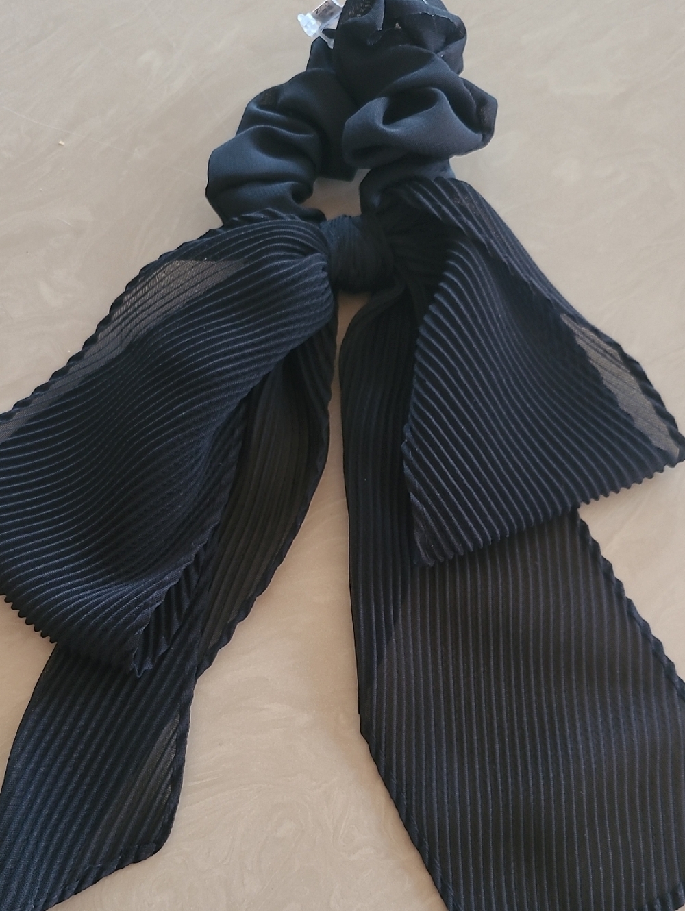 Urban Outfitters Darling Draped Bow Black Scrunchie New With Tags